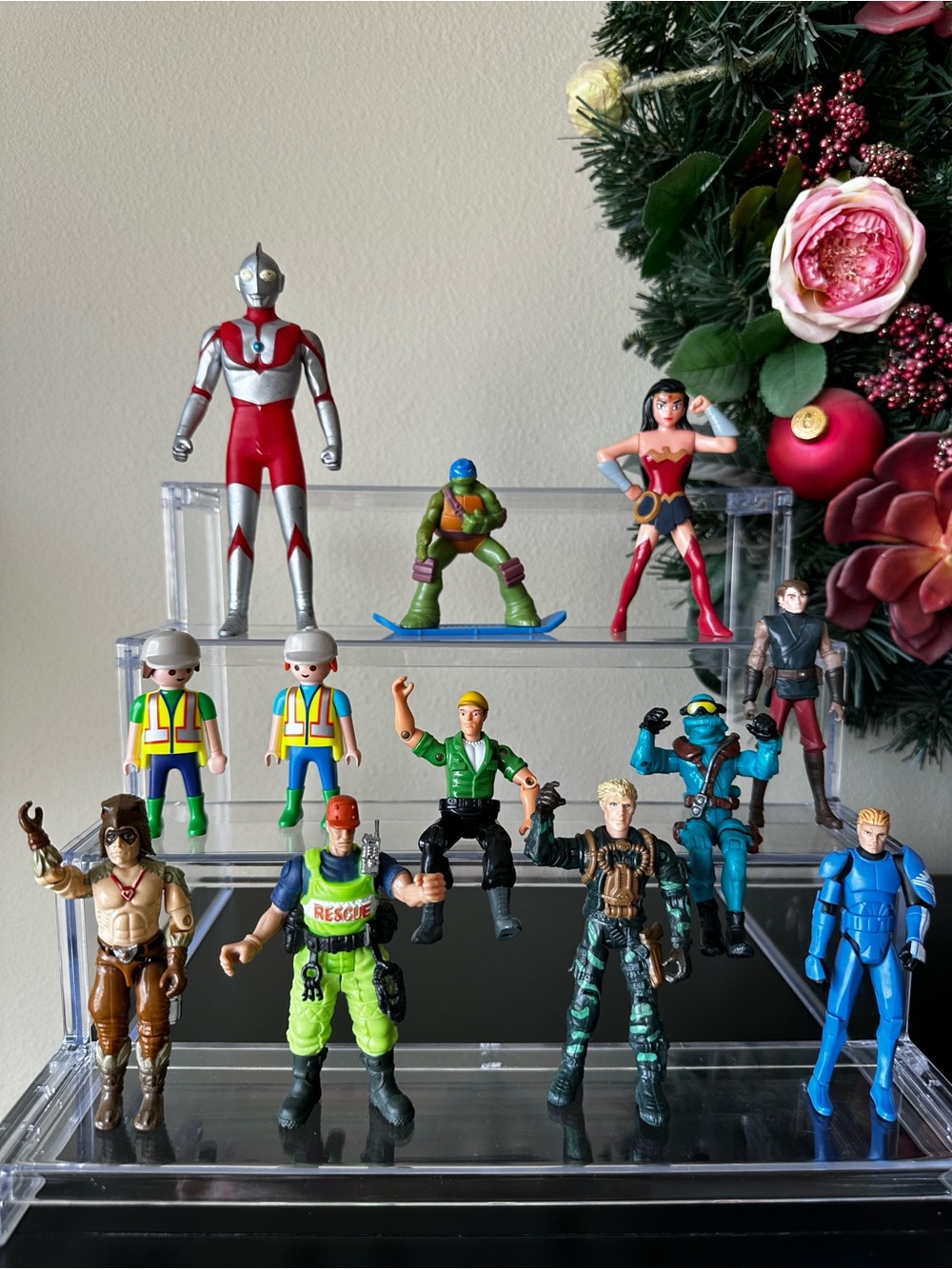 12 Piece Mixed Action Figure Lot Bandai Ultraman Star Wars Captain Argyus